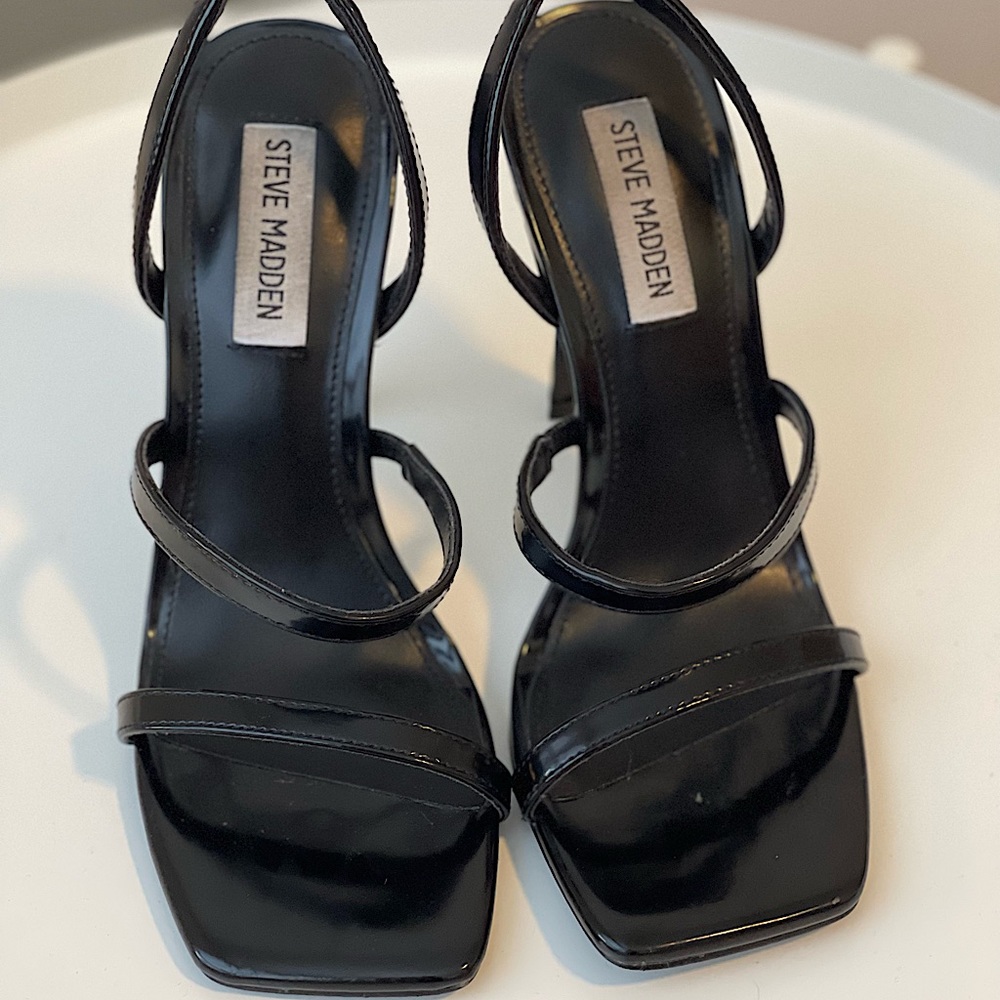 BARELY WORN! Steve Madden Heels